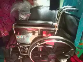 Kursi Roda Dorong