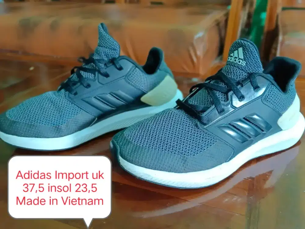 Jual sepatu import keren  size 37.5 insole 23.5