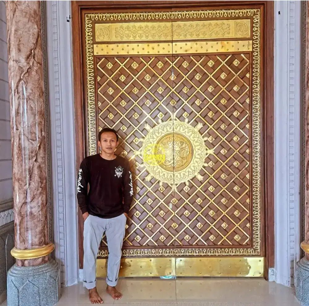 Pintu masjid Nabawi