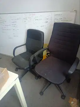 Dijual Kursi bekas kantor