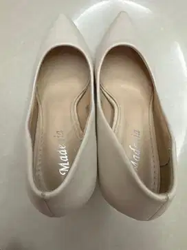 Heels nude size 36