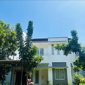 Rumah The Green private tidak ada tetangga depan BSD