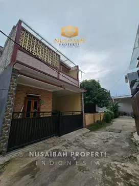 Rumah minimalis siap huni dalam cluster condet balekambang