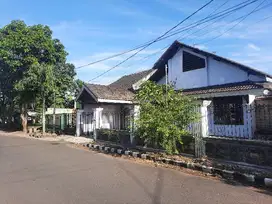 Rumah Luas Tanah 393m Kaliwates Jember