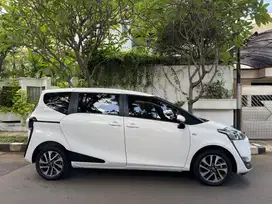 Sienta V matic 2017