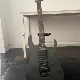 gitar listrik ibanez army