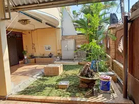 Rumah Nginden Intan  STRATEGIS