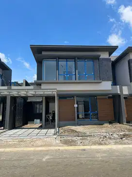 Rumah Baru Nilapadmi 2 Lantai Di Kota Baru Parahyangan Bandung