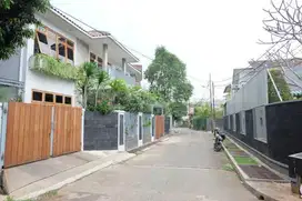 Rumah mampang prapatan dibawah NJOP jakarta selatan