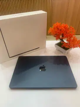 Macbook air m2 8gb 256gb cc 13 bh 100% x ibox garansi sd 29juli 2025