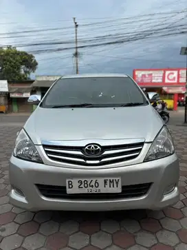 Toyota innova G automatic tahun 2008