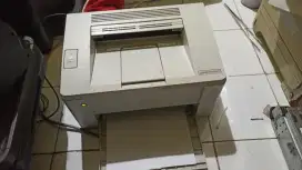 Hp LaserJet pro M102a tinggal pake hasil prin hitam pekat