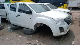 ISUZU DMAX DC 2016-2020 BODY SET INTERIOR + BAK 100% BARU COPOTAN ORI