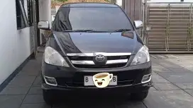 Innova 2005 G 2.0 MT