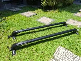 Crossbar Roof Rack Merek Sportrack Jepit