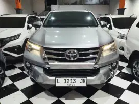 TOYOTA FORTUNER SRZ 2.7 METIC 2017 KM50RB!!
