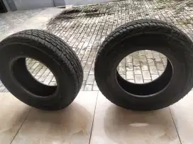 Ban Taft/Feroza accelera Omikron AT 235/70 R15.