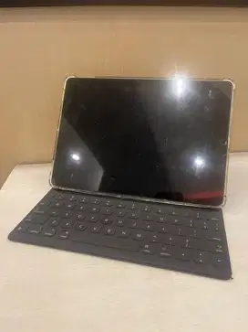 Jual cepat ipad gen 9 + smart keyboard