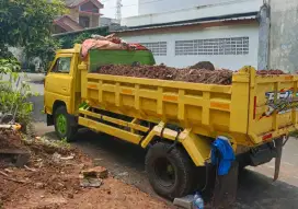 Mobil puing buang sampah dan jual urugan murah
