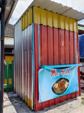 Booth container