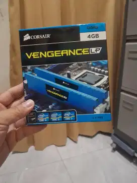 RAM DDR3 CORSAIR 4GB
