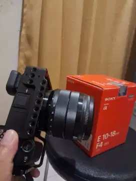 Lensa Sony E Mount SEL1018 E 10-18mm F4 OSS