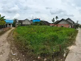 Dijuala tanah siap bangun
