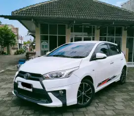 Toyota Yaris S TRD Sportivo Dual VVT-i 2017