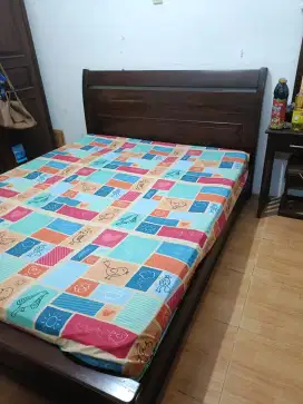 Ranjang Kayu Jati dan Meja Rias Kayu Jati