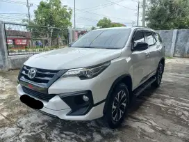 VRZ 2.4 TRD AT Diesel 2020