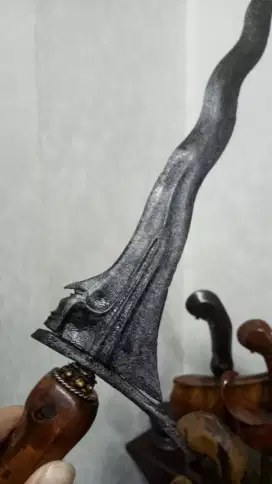 Keris carita keprabon sepuh wingit,pamor keleng tangguh segaluh