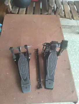 Double pedal pearl udah gak kepakai