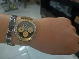 Jam Tangan Gucci 8300 4 tombol