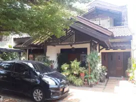 Dijual rumah SHM dgn lokasi sangat2 strategis, driver food 24 jam