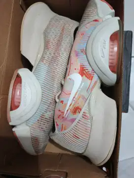 Nike zoom running size 42 like new mulus tapak empuk 485rb nett