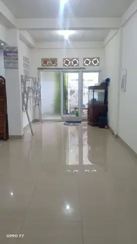 Dikontrakan  Rumah untuk Keluarga