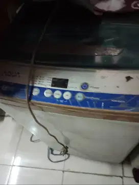 Mesin cuci otomatis ada 4 unit borongan