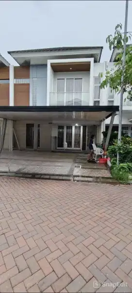 Dijual Rumah 2 Lantai Puri Riviera Cipondoh Lokasi Strategis