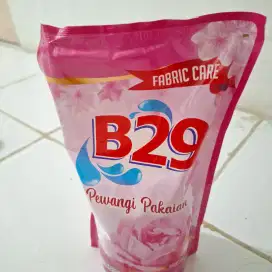 Pewangi pakaian+bubuk pembersih