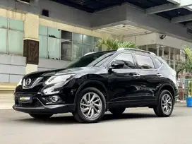 NISSAN XTRAIL 2.5 AT 2014 HITAM
