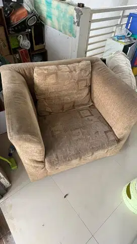 Sofa single kondisi masih bagus