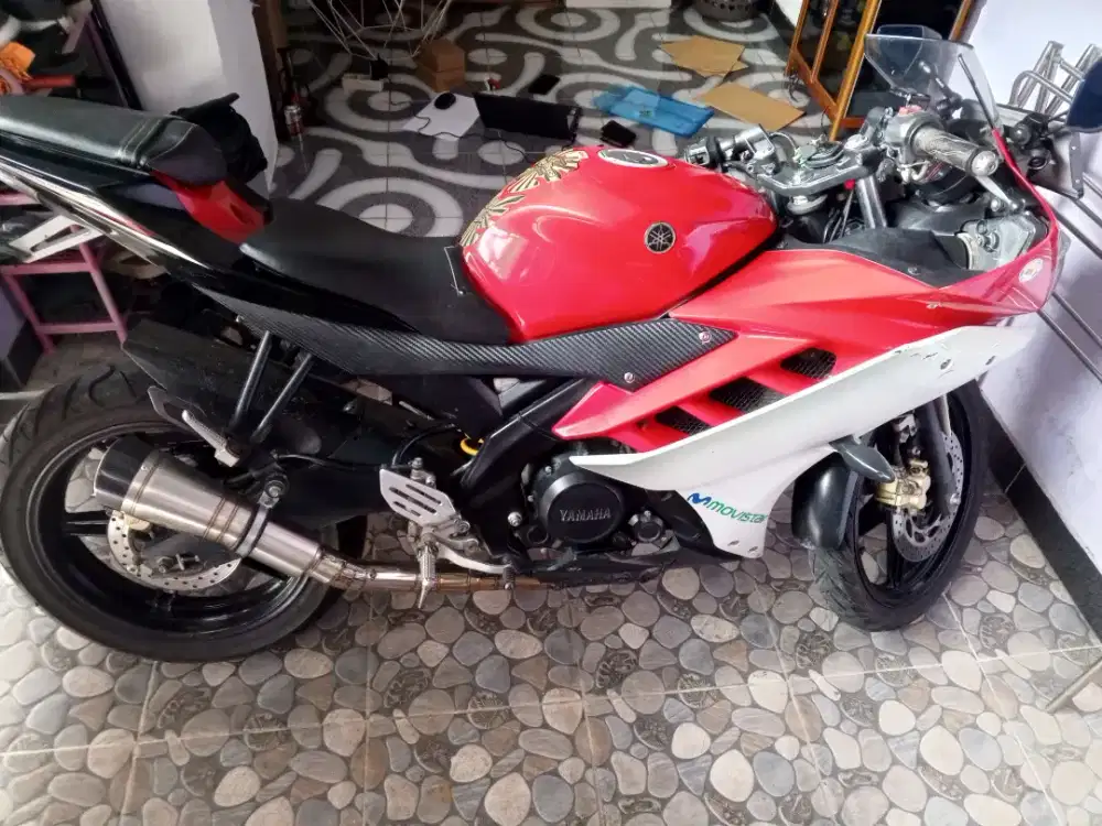 Yamaha R15 v2 lengkap standar pabrik