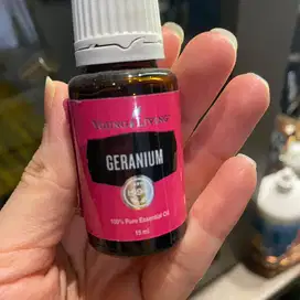 Geranium Young Living Essential OIL