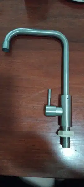 Kran sink tanam