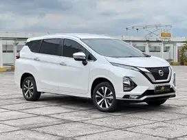 Mobil Nissan Livina 1.5 VL Automatic Bensin Tahun 2020 Nik 2019