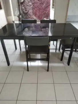 1 Set Meja Makan