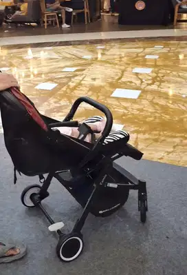 Stroller Merk Babydoes Esmio CH 3481