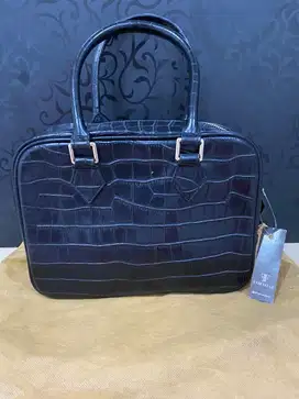 Tas hitam fashion