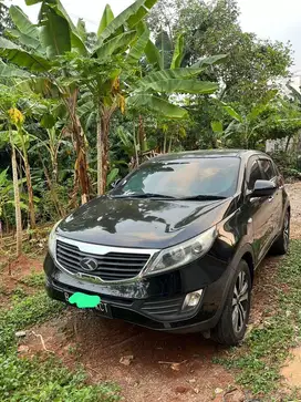 Kia sportage MT 2.0 hitam