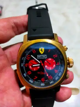 Dijual jam Ferrari
